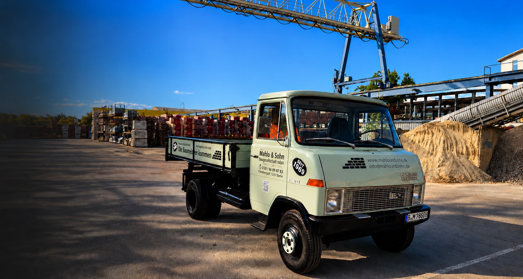Hanomag F65 von Mahlo und Sohn auf einem Baustoffgelände